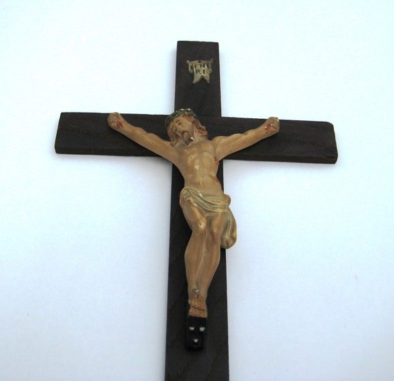 Antique Wall CRUCIFIX Chalkware Corpus & by TallTimberAntiques