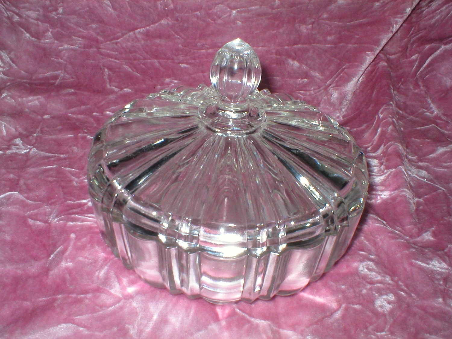 Lidded Candy Dish at Lillian Hannah blog