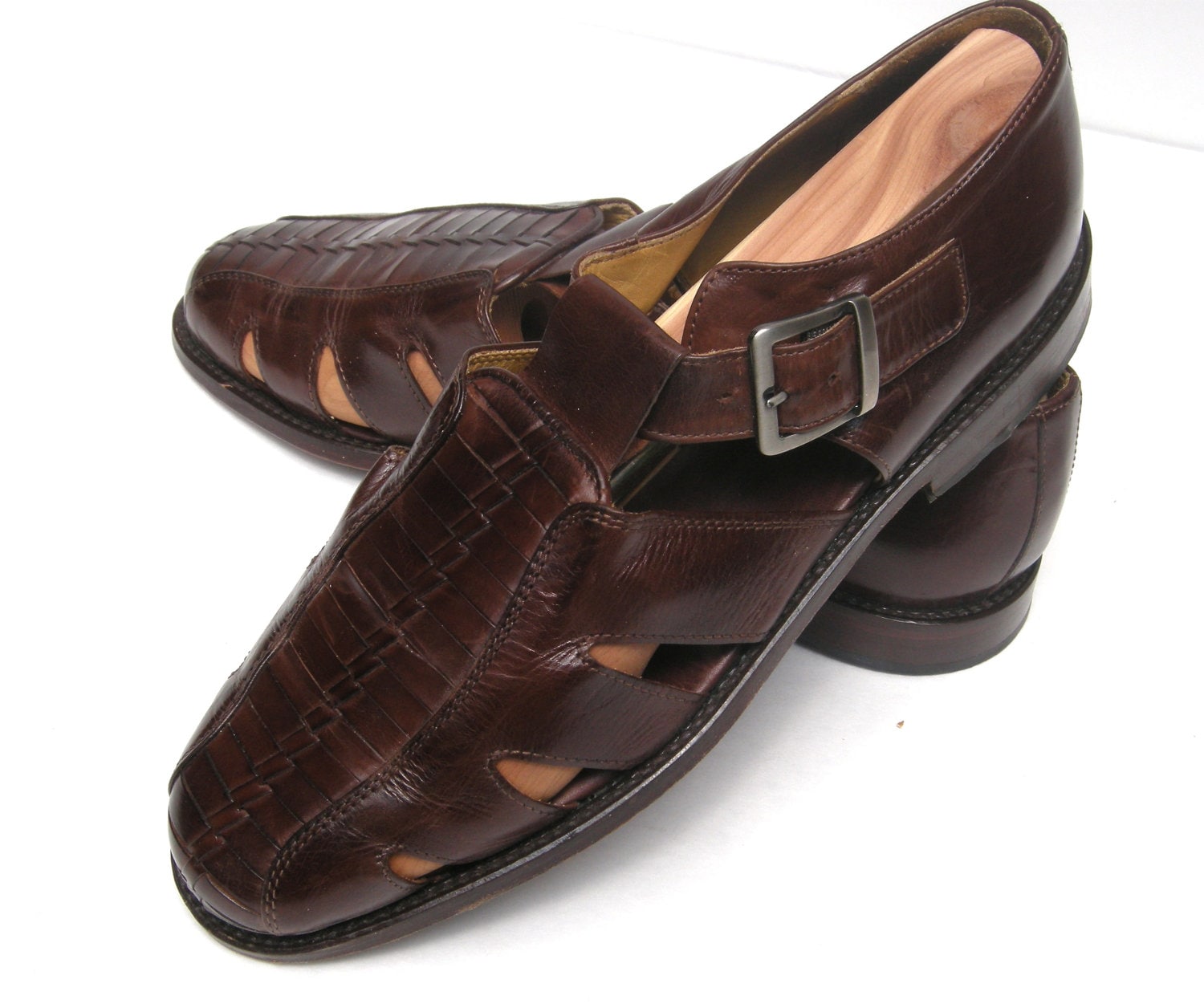 Johnston & Murphy Cellini brown woven leather buckle shoe