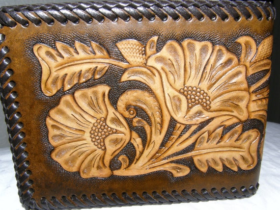 Hand-Tooled Leather Wallet / Fish Pattern