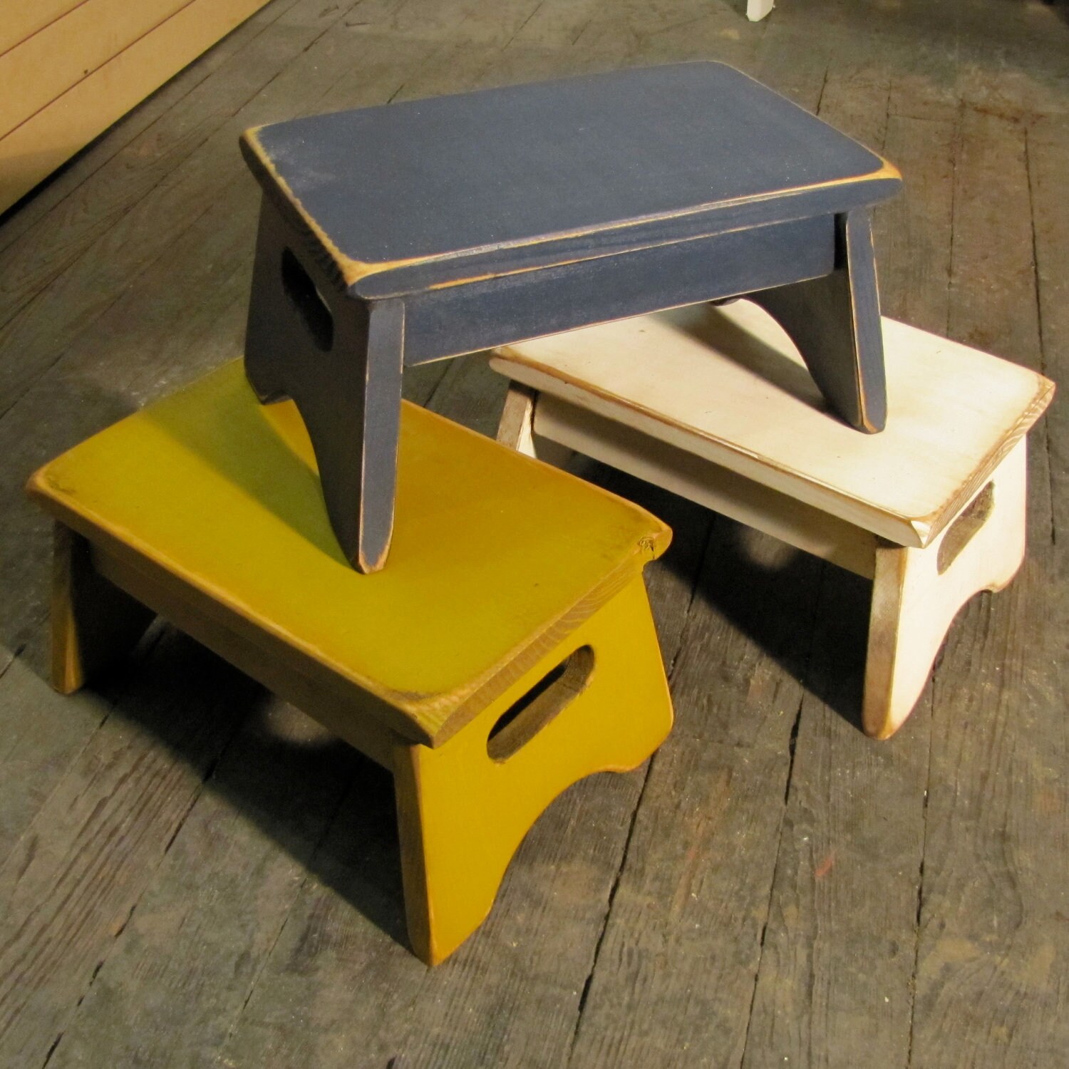 Primitive Child's Stool 10 Color Choices FREE by WillowIslandPrim