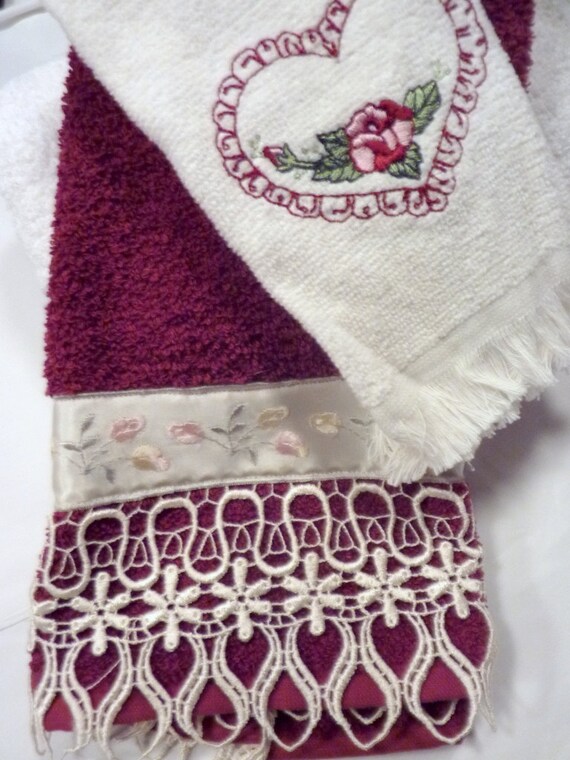 Set of 2 bathroom towels embroidered Guest towel Burgundy
