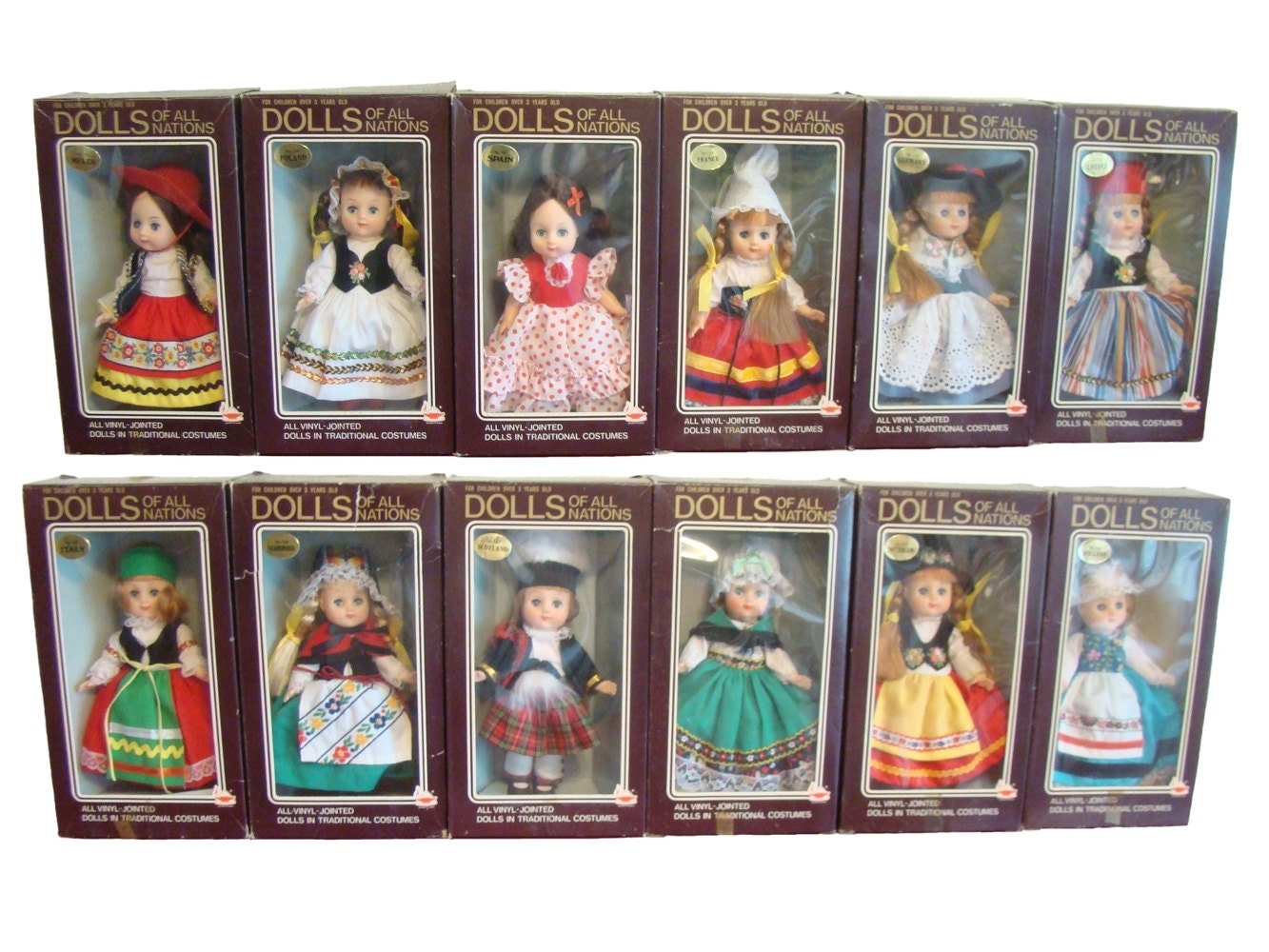 Sheralee 12 Vintage 1970s Vinyl Dolls of All Nations MIB