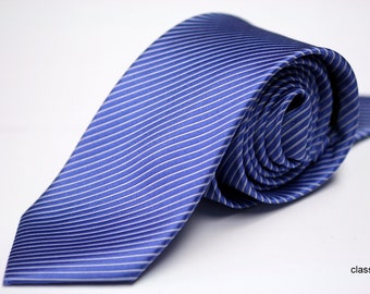 Classic handmade blue and white stripe necktie