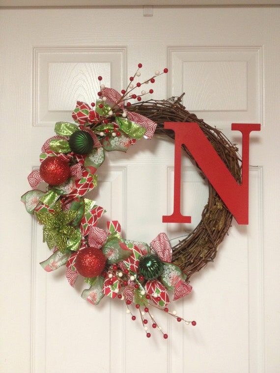 Items similar to Elegant monogrammed Christmas wreath on Etsy