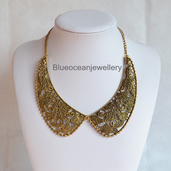 Items similar to Retro collar Necklace, Bib necklace, Statement