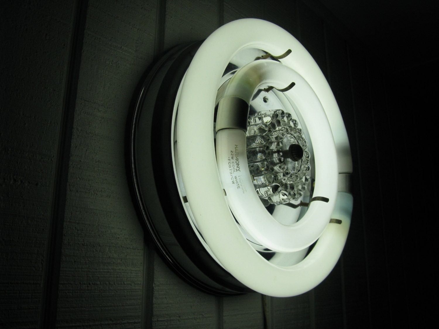 17 inch diameter flush mount circular kitchen light