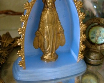 Vintage VIRGIN MARY Plastic Shrine- Great vintage Condition and soooo Kitschy- dashboard shrine too