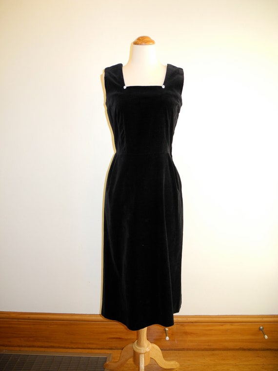 Black VELVET 50s wiggle dress with RHINESTONE buttons sz. XS / Small