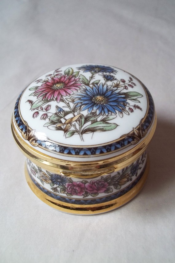 Round Vintage Floral Porcelain Trinket Box