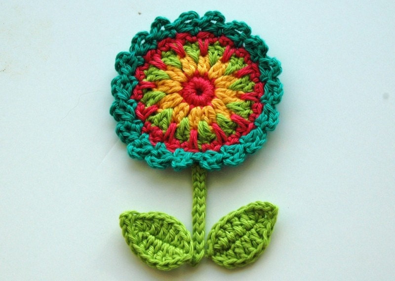 Crochet Circle Motif Flower with leaves and stem Crochet