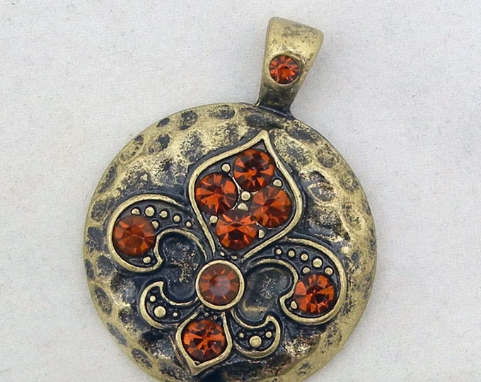 Burnished Gold-tone Hammered Fleur Topaz Rhinestones Pendant