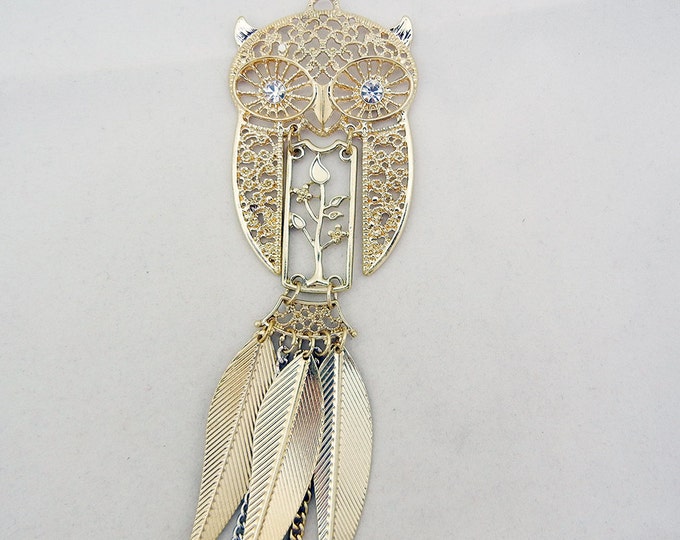 Long Gold-tone Filigree Owl Cut-out Charm Pendant with Chains