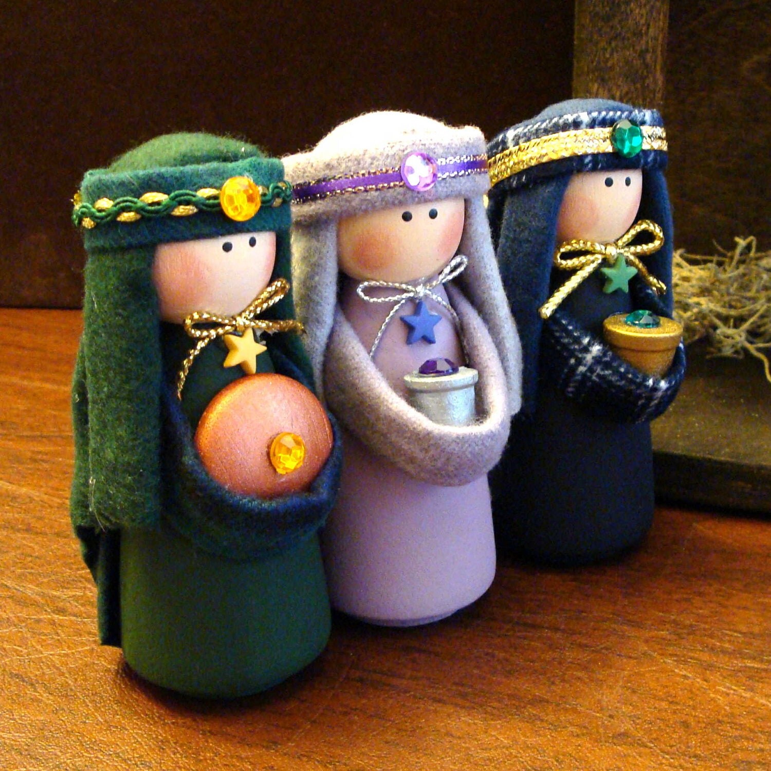 Nativity Set 11 Pieces Including Handcrafted Stable Handmade