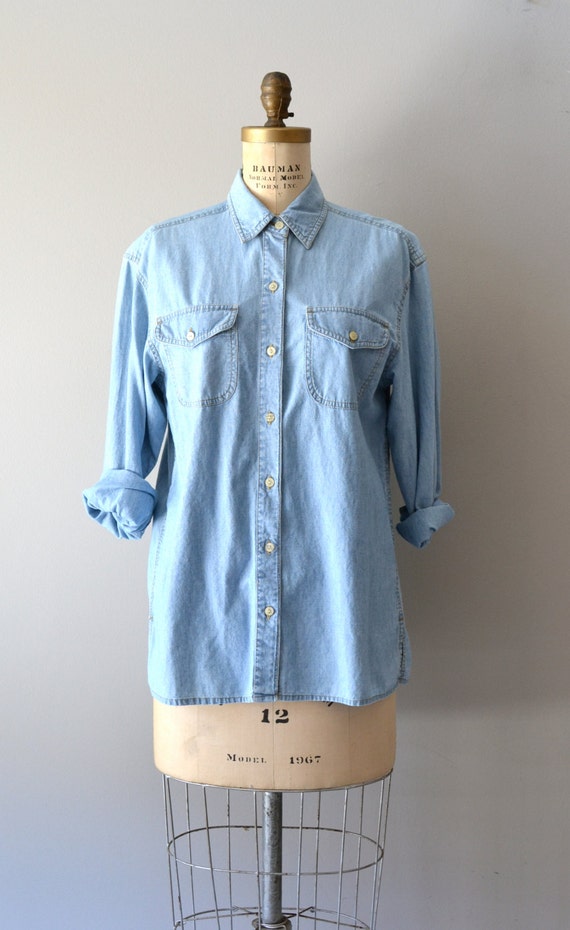 vintage denim shirt / classic denim shirt / Chambray Shirt