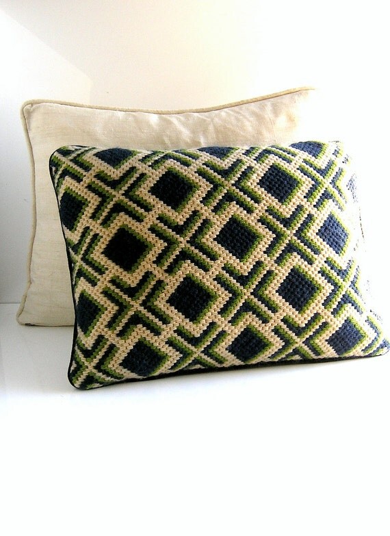 70s Bargello needlepoint decorative pillow mod navy green