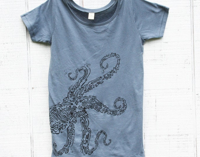 Women Octopus Shirt Organic Cotton Tshirt Blue by naturwrk