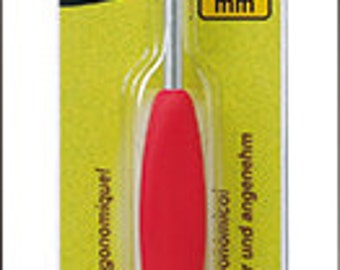 Clover Size E Amour Crochet Hook 3.5 mm Part No. 1043/E