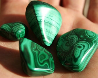 Malachite Beautiful Green Semi Precious Medium Tumbled Stone Specimen