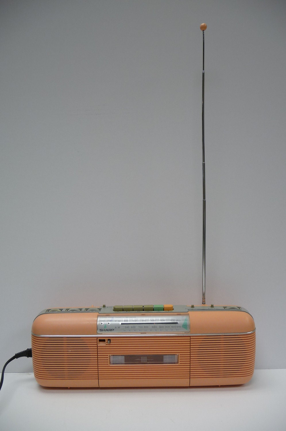 SHARP Vintage Cassette Recorder Tape Player Stereo Radio QT50