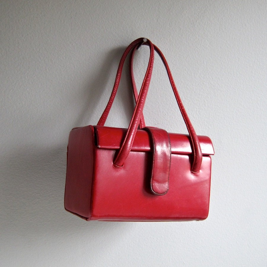 red box purse