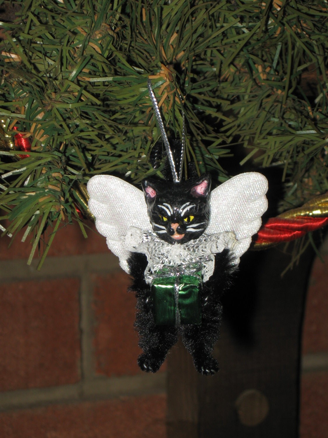 Vintage Style CHRISTMAS MINI Chenille Kitty Cat Angel Novelty Ornament Black with Green Package and White Wings