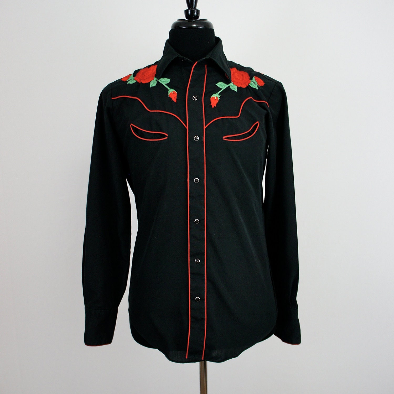 Vintage Chute Embroidered Roses Western Shirt Medium