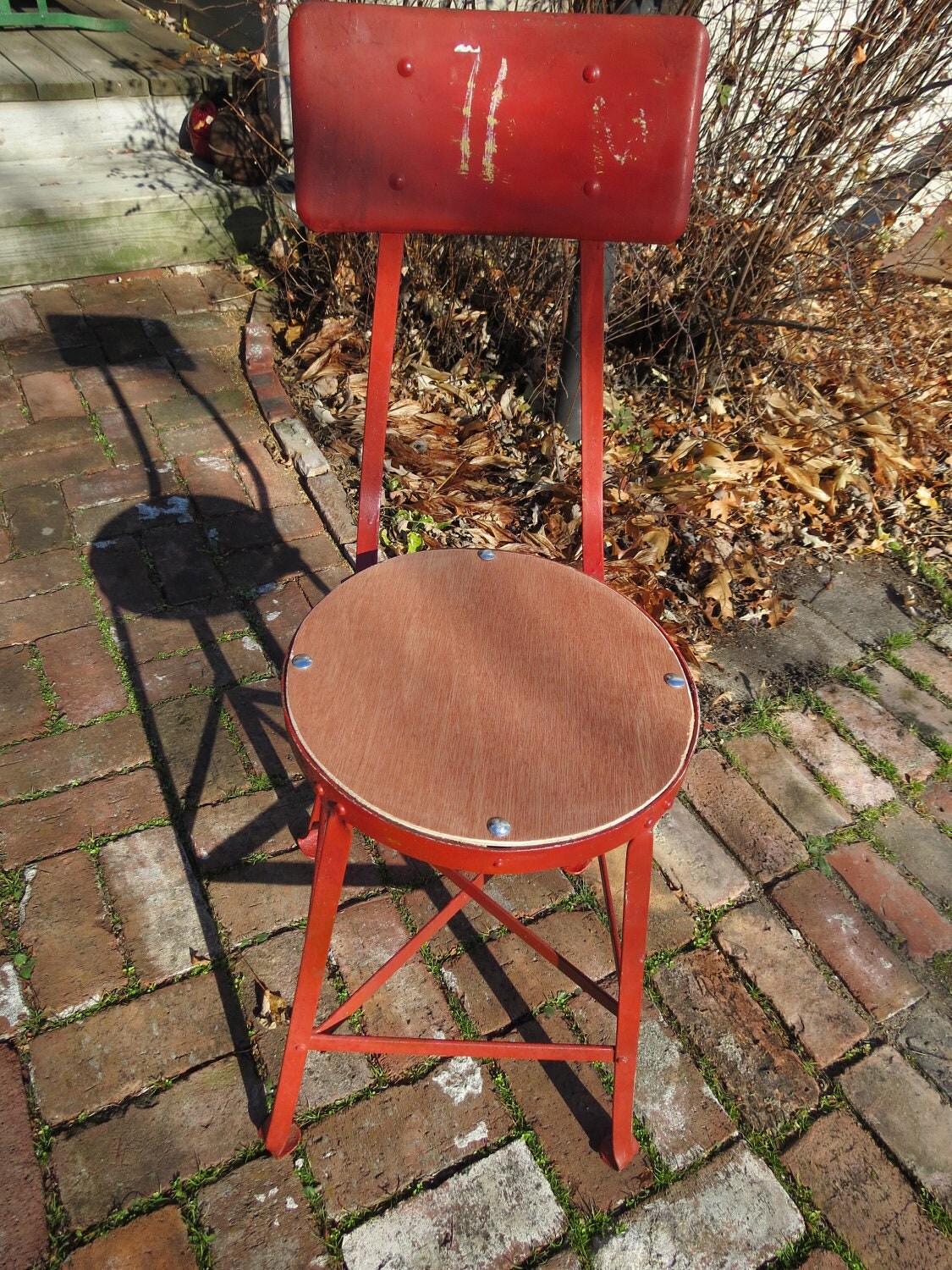 Vintage Metal Chair. Haute Juice