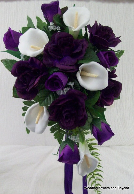 PuRPLe RoSeS WHiTe CaLLa LiLieS CaSCaDe STyLe 2 PieCe Bridal