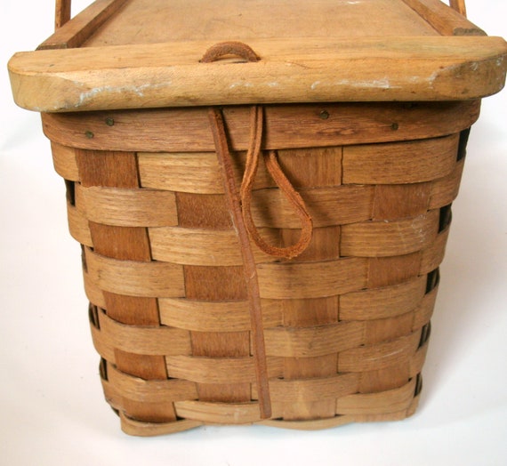 Large Vintage Picnic Basket Photo Prop PRICE REDUCED