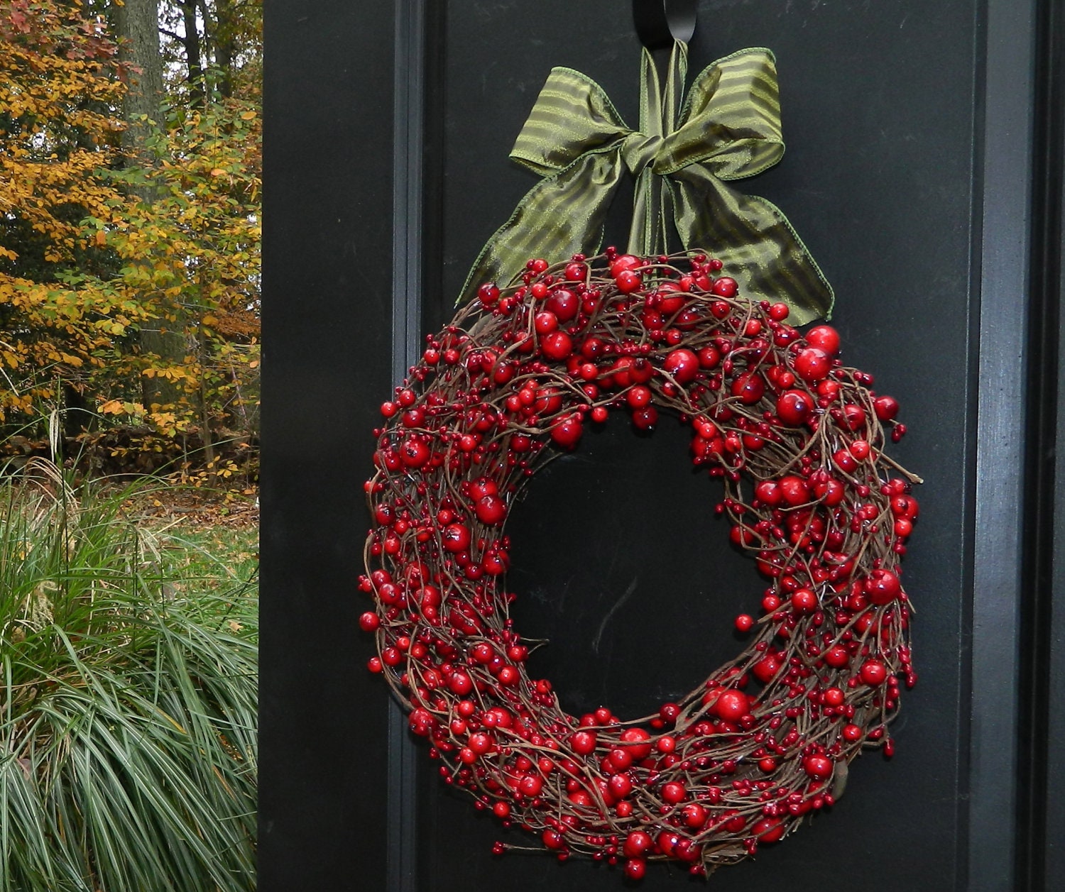 Red Berry Christmas Wreath - Holiday Wreath - Cranberry Wreath -Christmas Wreath - Choose Ribbon