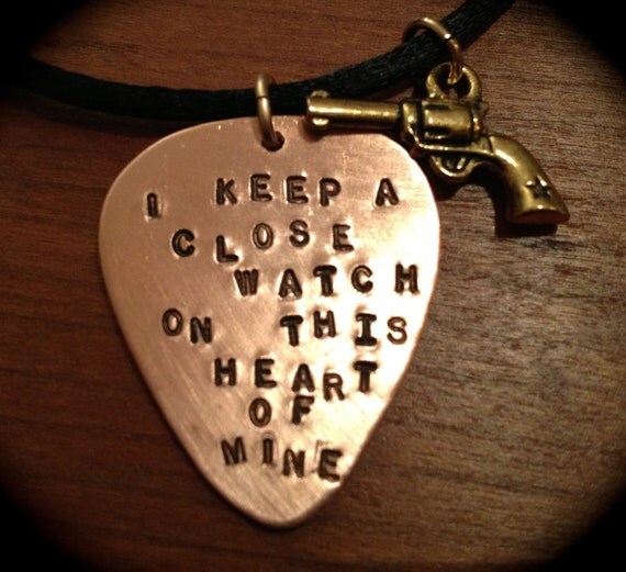 i-keep-a-close-watch-on-this-heart-of-mine-pendant-necklace-hand