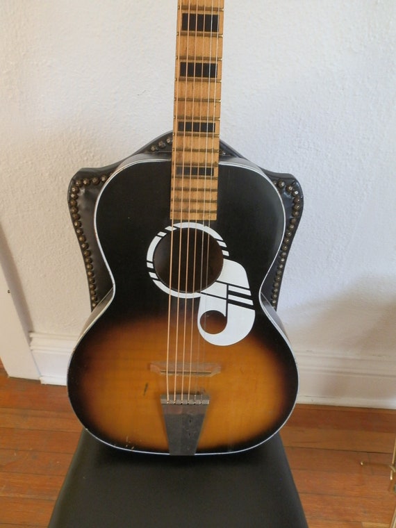 Kay. Acousyic Guitar. 6 string. Vintage.