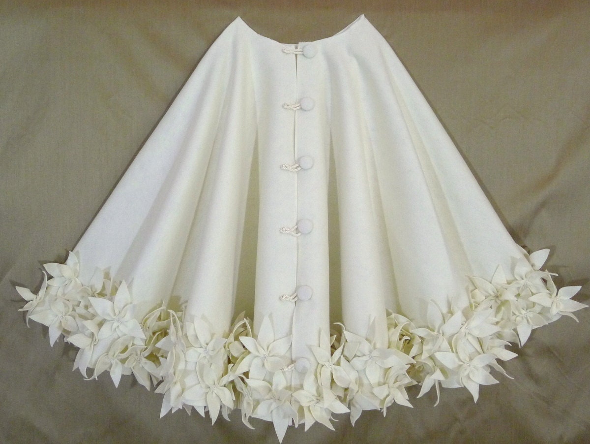 72 Christmas Tree Skirt in Ivory felt with a dble row of