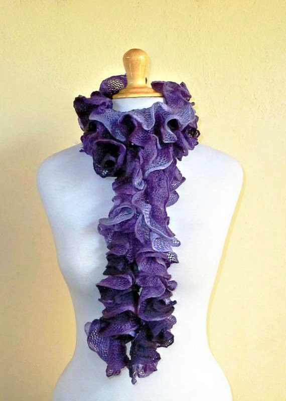 PURPLE ROSE Ruffled Scarf - knitted, neckwarmer, ruffle, flamenco, can can