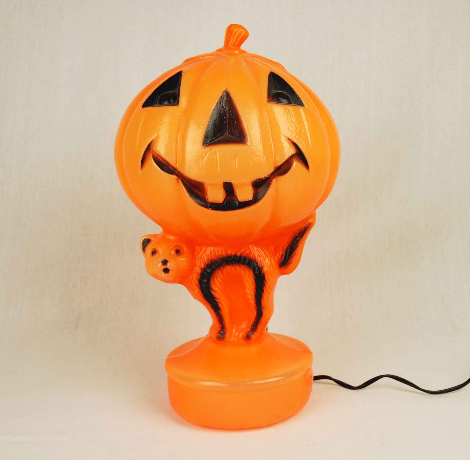 Vintage Halloween Light up Decoration// Jack O Lantern & Black