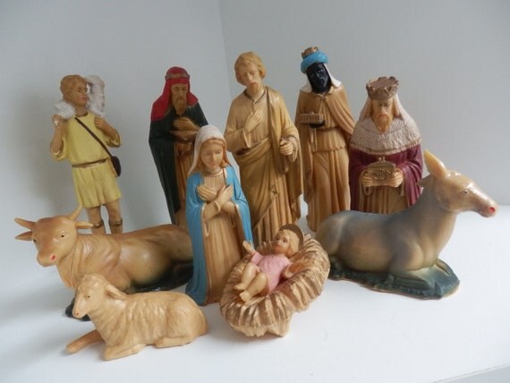 Vintage Nativity Set 12 Figurines Art Plastics Hong by 77Street