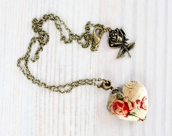 Roses Heart locket necklace - Love jewelry