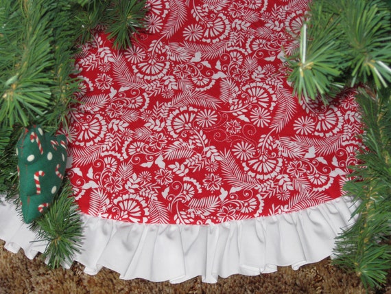 47 red white floral tree skirt and white by 47 red white floral tree skirt and white by