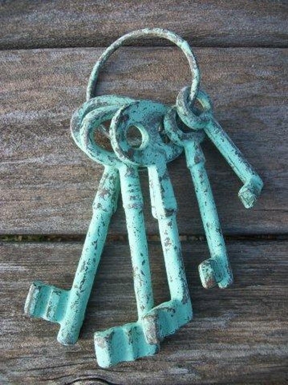 Cast Iron Patina Skeleton Keys