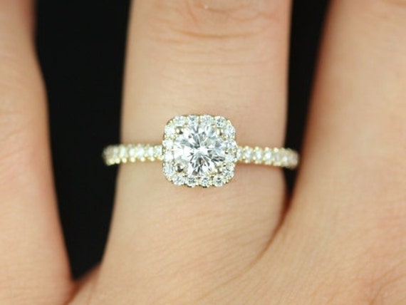 Engagement rings gold halo