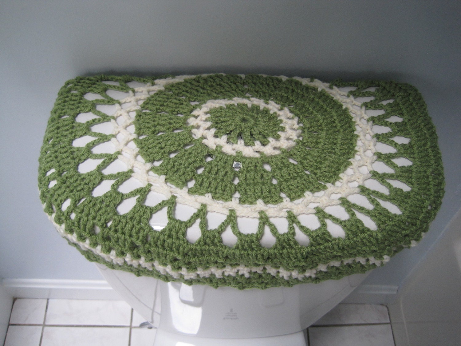 Crochet toilet seat cover or crochet toilet tank lid cover