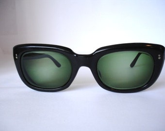 Wow -Authentic Vintage 1960's Women's Sunglasses - See our huge collection of vintage eyewear