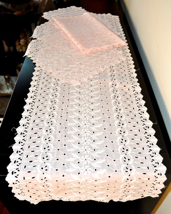 CLEARANCE Sweet Vintage Dresser Scarf Set 5Piece Set