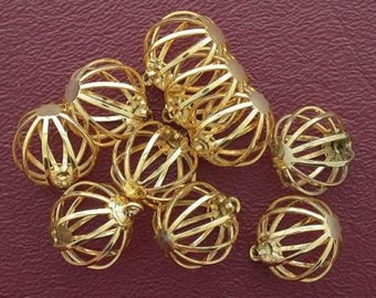ten 15mm round goldplated wire cages