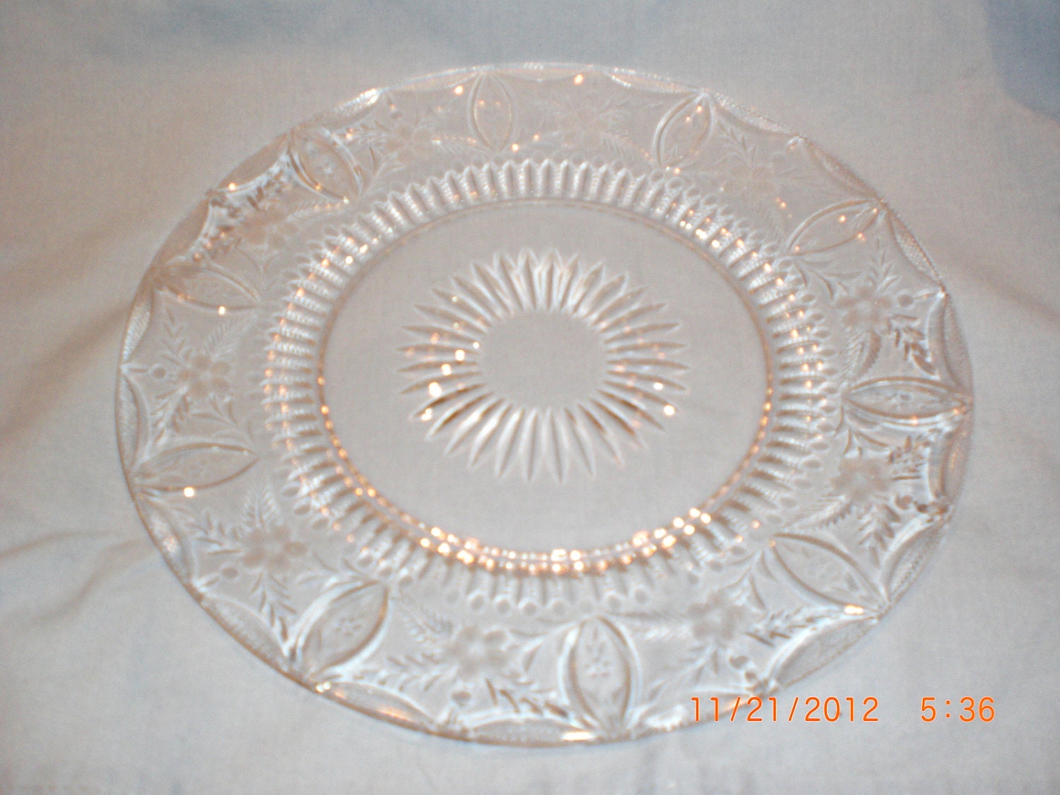 Etched Clear Glass Dessert Plates Set of 6 by TheMamaAndTT