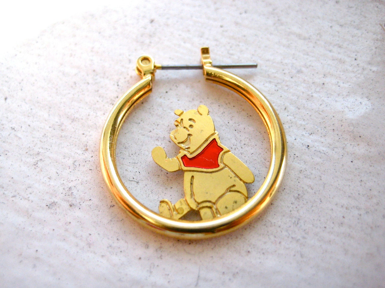 vintage disney winnie the pooh hoop earrings
