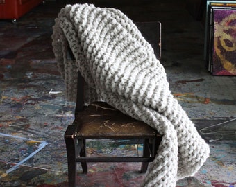 Giant Knit, Chunky Knit Blanket, Chunky knit Throw, Knitted Blanket, Wool Blanket, Natural - The "Atmosphaera"