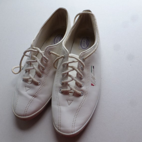LA Gear Sneakers Vintage 1980s White Leather by thatwasagoodyear