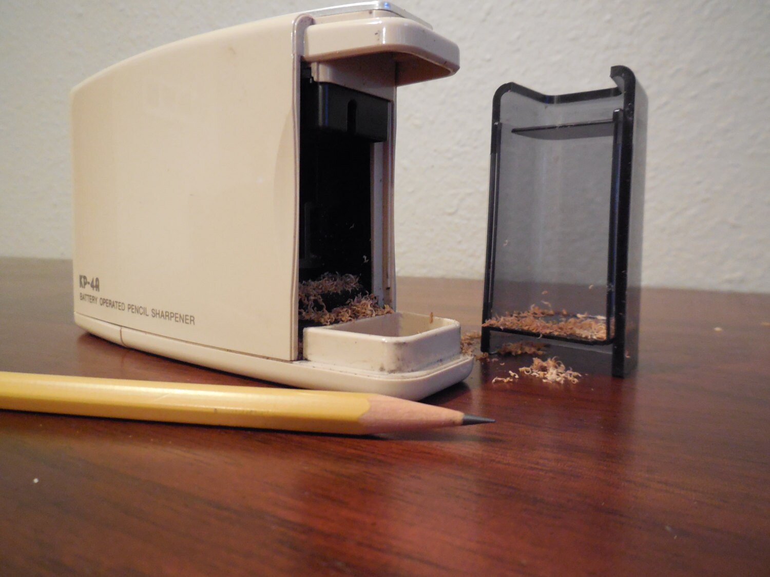Panasonic KP 4A Battery Operated Pencil Sharpener